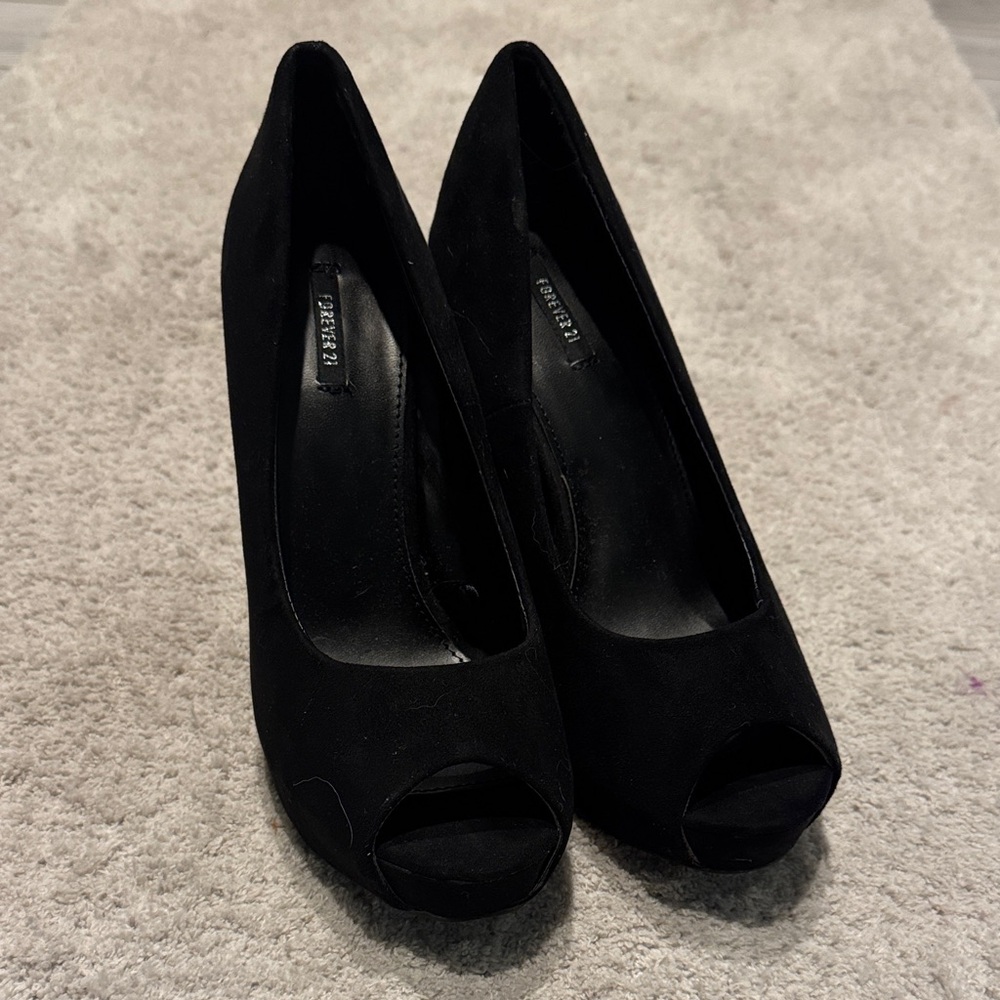 Forever 21 Black Peep-Toe Heels-excellent condition